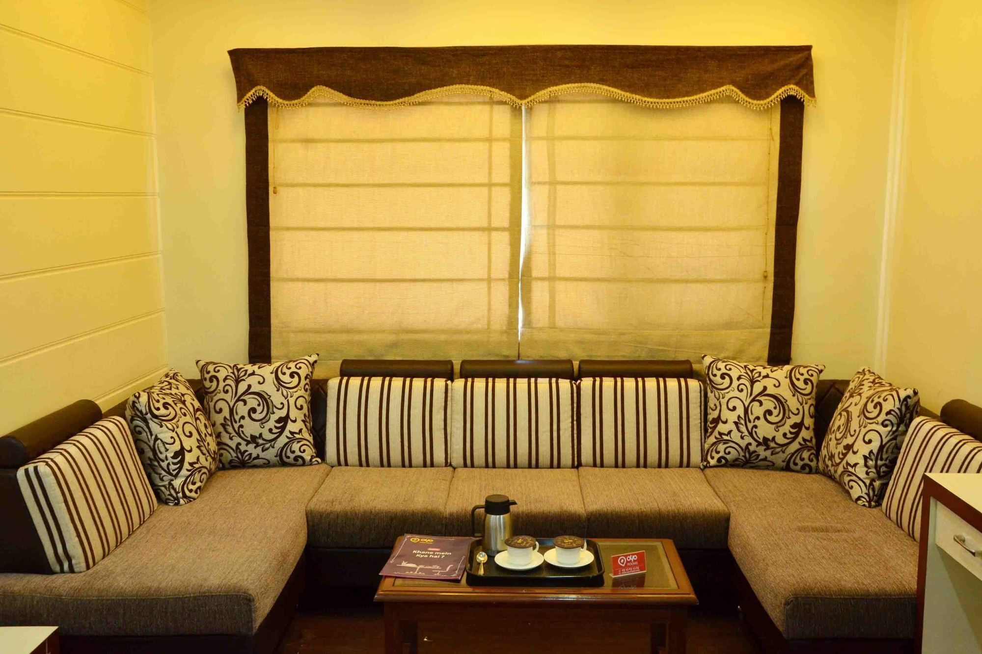 Oyo 742 Hotel Kings Park Indore Exterior photo